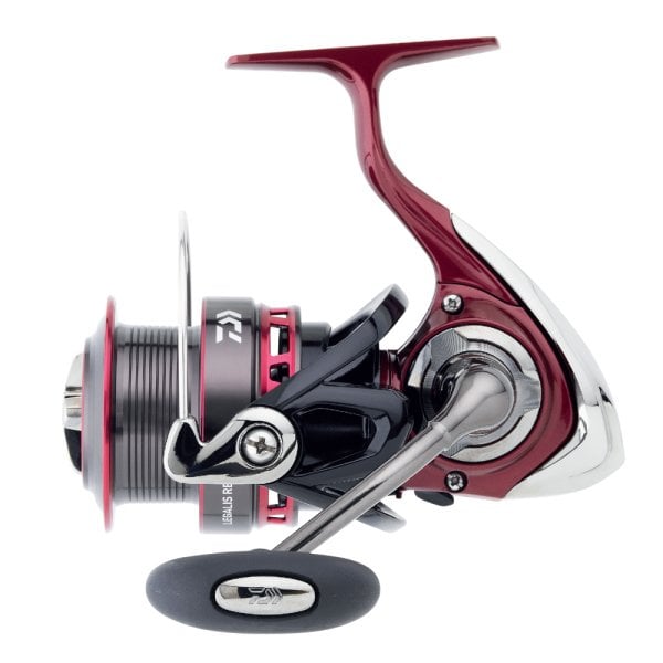 Daiwa Legalis Red Black 3012 H Olta Makinesi
